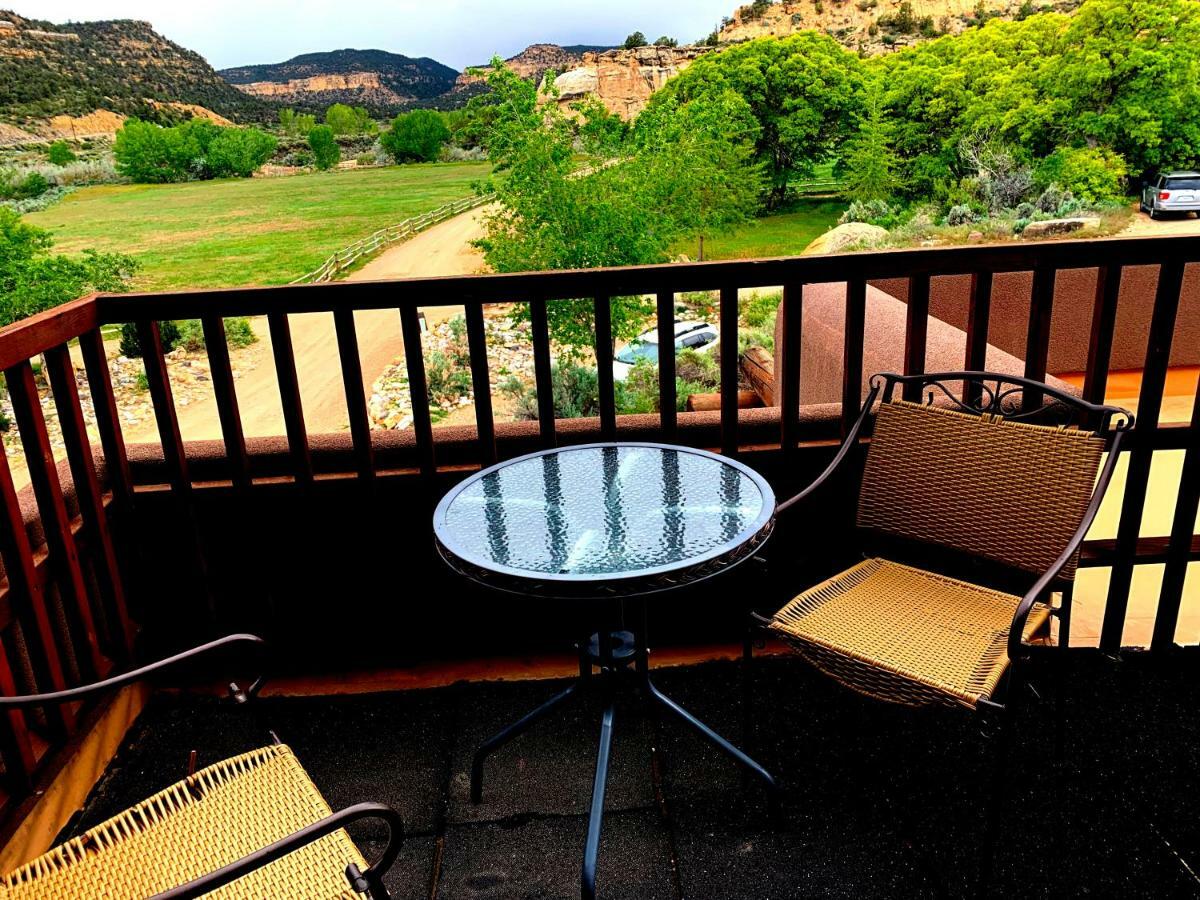 Slot Canyons Inn Bed & Breakfast Escalante Exterior photo