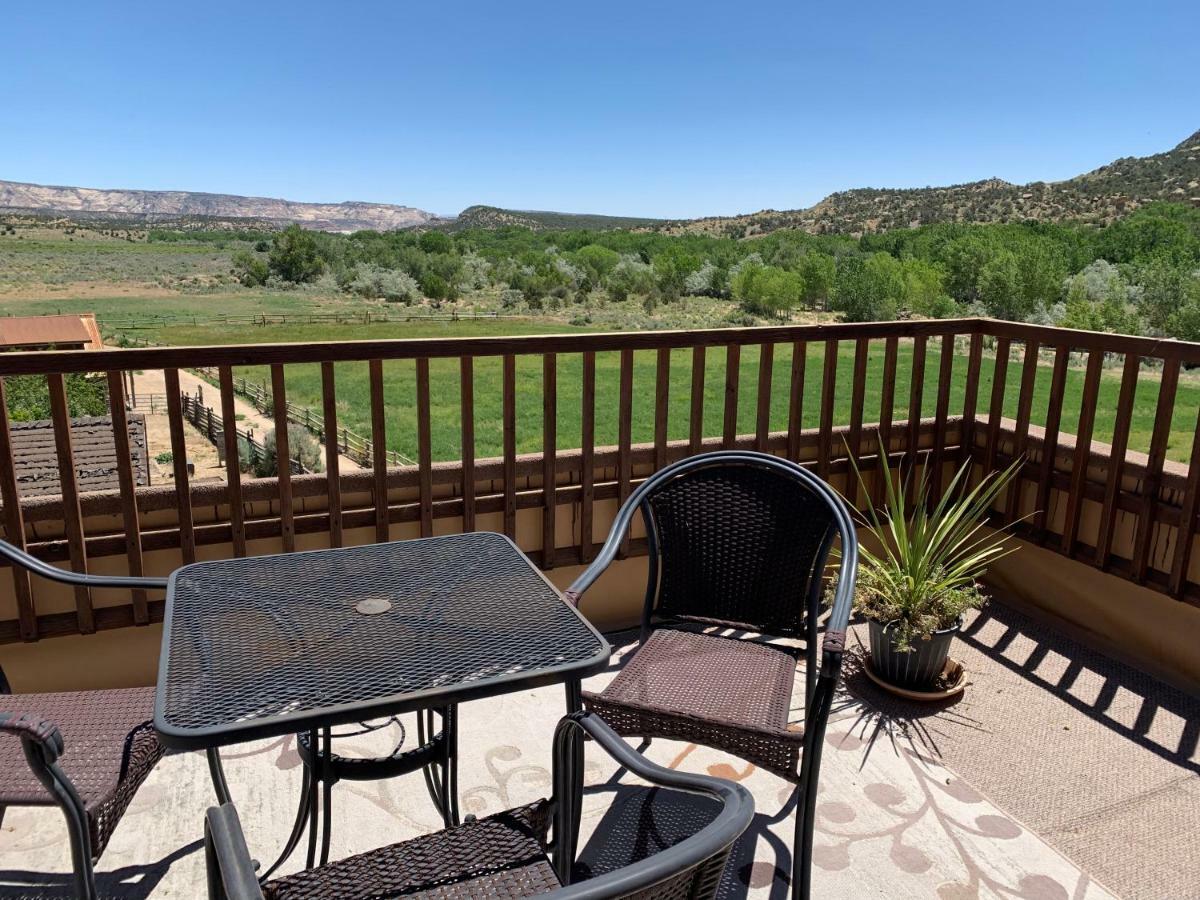 Slot Canyons Inn Bed & Breakfast Escalante Exterior photo
